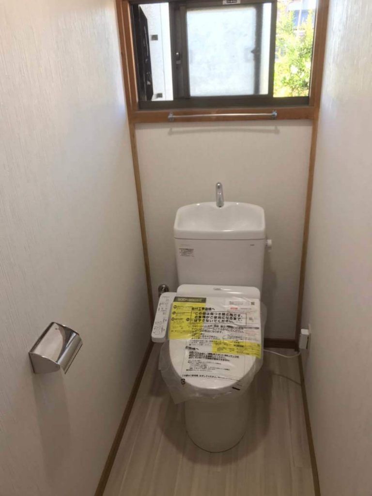 トイレ内装パック工事