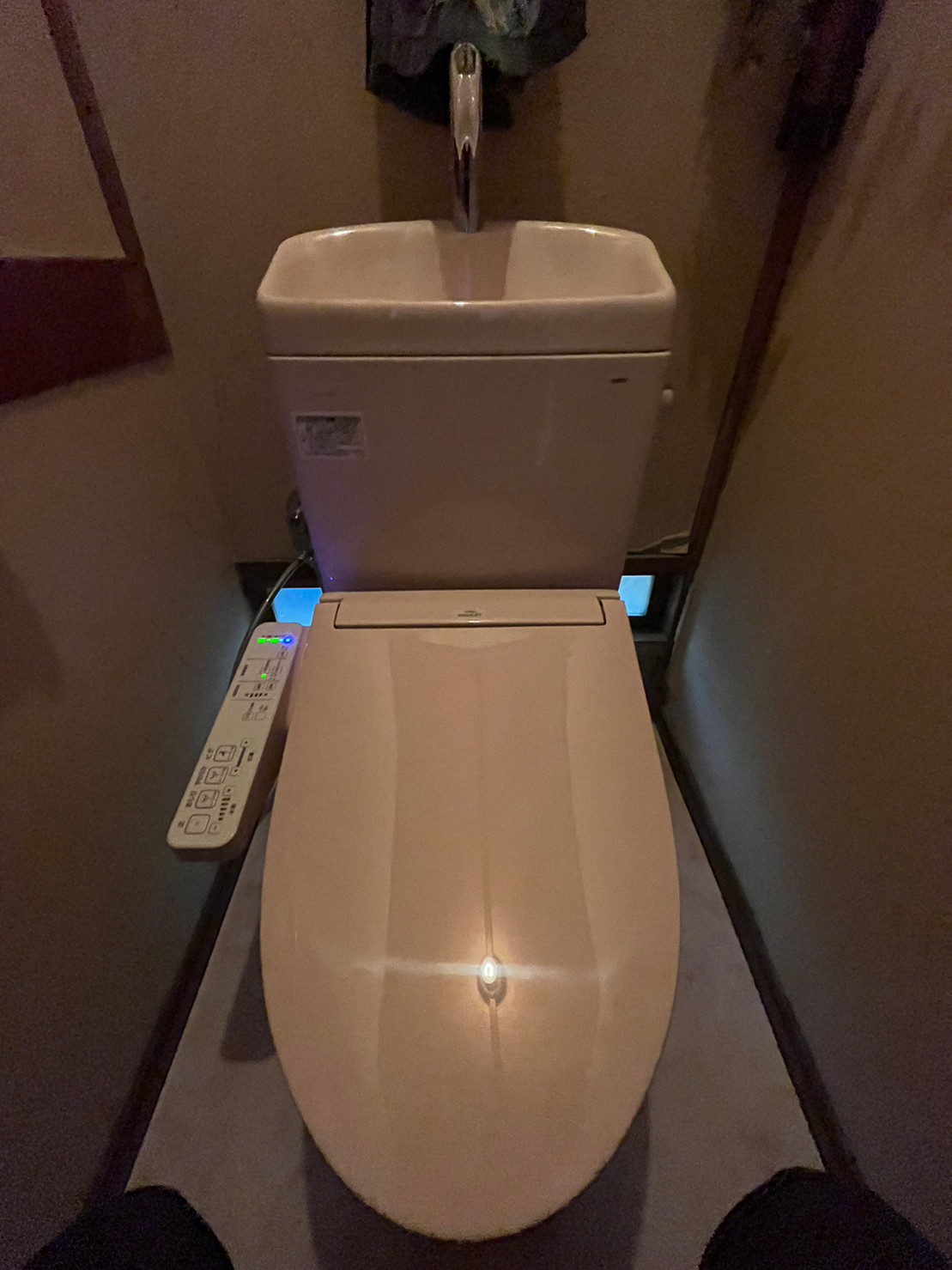 トイレ内装パック工事